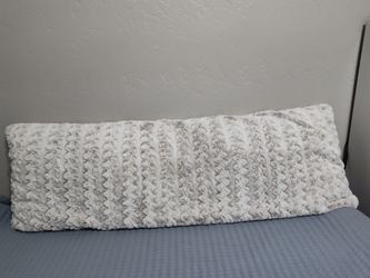 Long  plush pillow cream/ beige