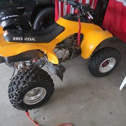 Honda 300