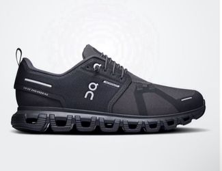 Cloud 6 Waterproof-Black Women Size 6(2)、7、8Men Size8(2)、9.5