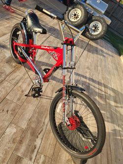 Schwinn Stingray OCC Black Widow Chopper Bike