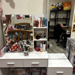 vanity desk