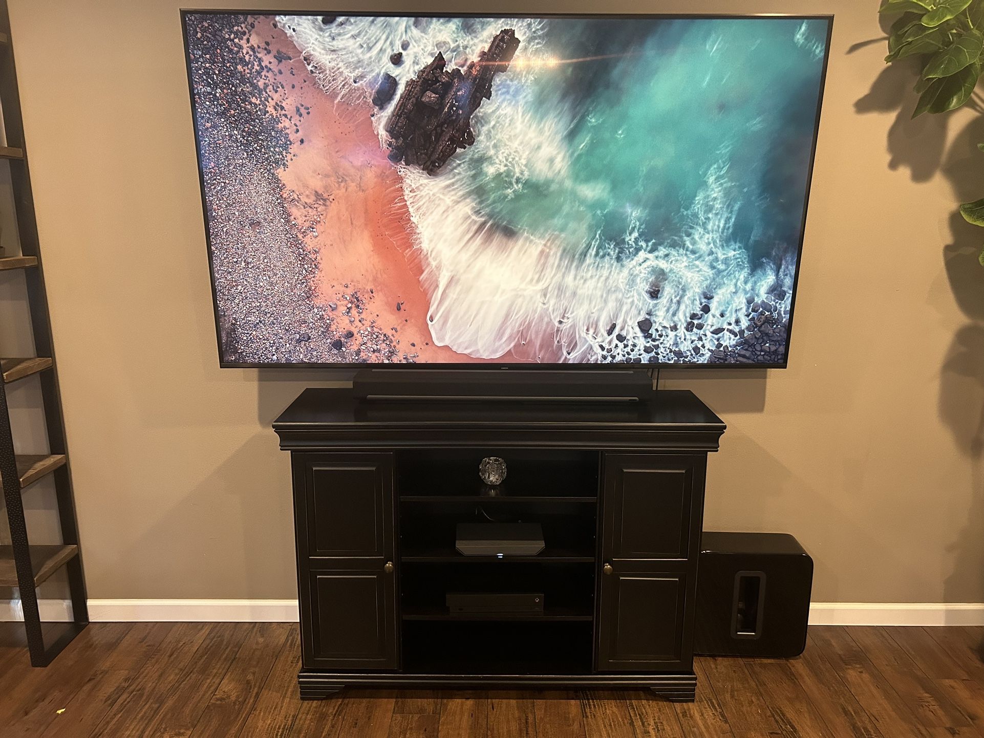 Media console
