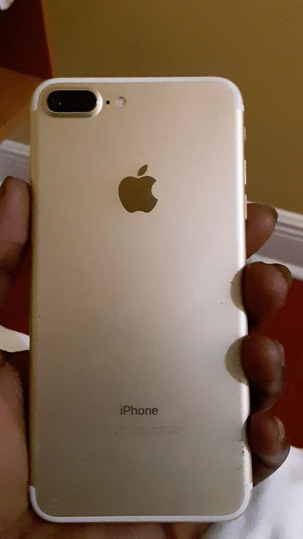 iPhone 7 plus 64 GB screen crack and has passcode but
