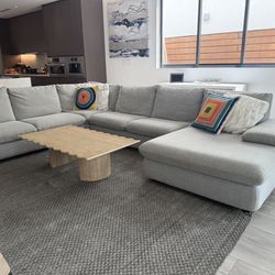 Chauteu d’Ax Sectional
