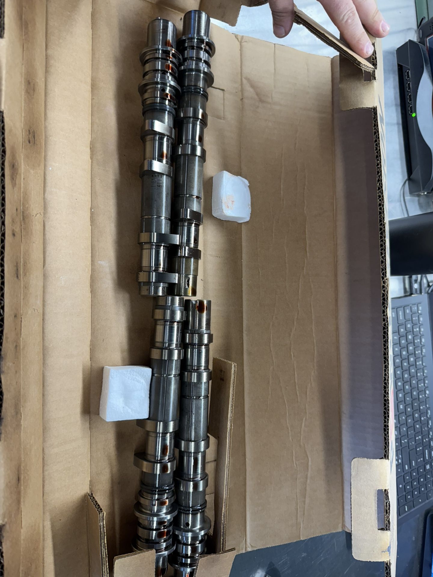 21 Sti Stock Camshafts And Spring