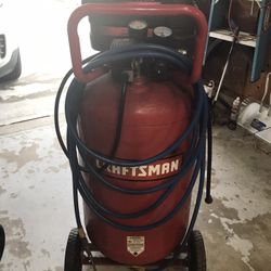 Craftsman 150 PSI AIR COMPRESSOR. 