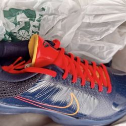 SIZE 11 Caitlin Clark Kobe 