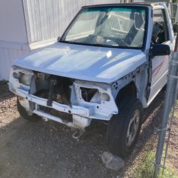 Suzuki Sidekick Part Out