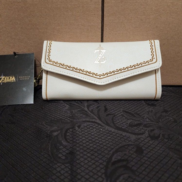 Danielle nicole wallets sale