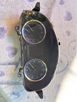 2018 2019 Toyota Corolla Instrument Head Speedometer Gauge Cluster 142000 Miles