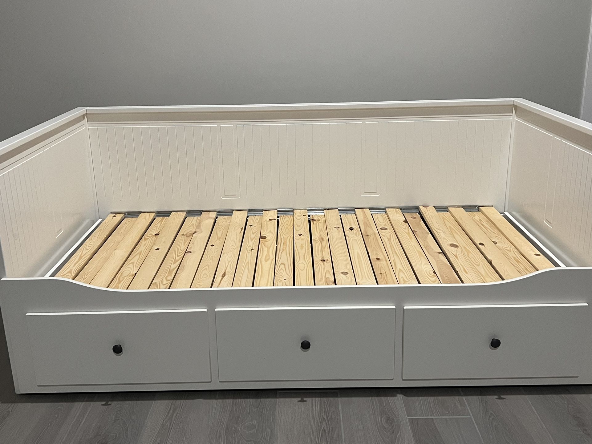 HEMNES Daybed frame with 3 drawers, white, Twin