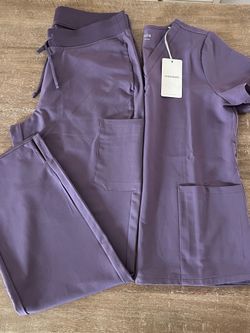 Mandala Scrubs SET New with Tags Size S/M Dewberry Multiple Pockets