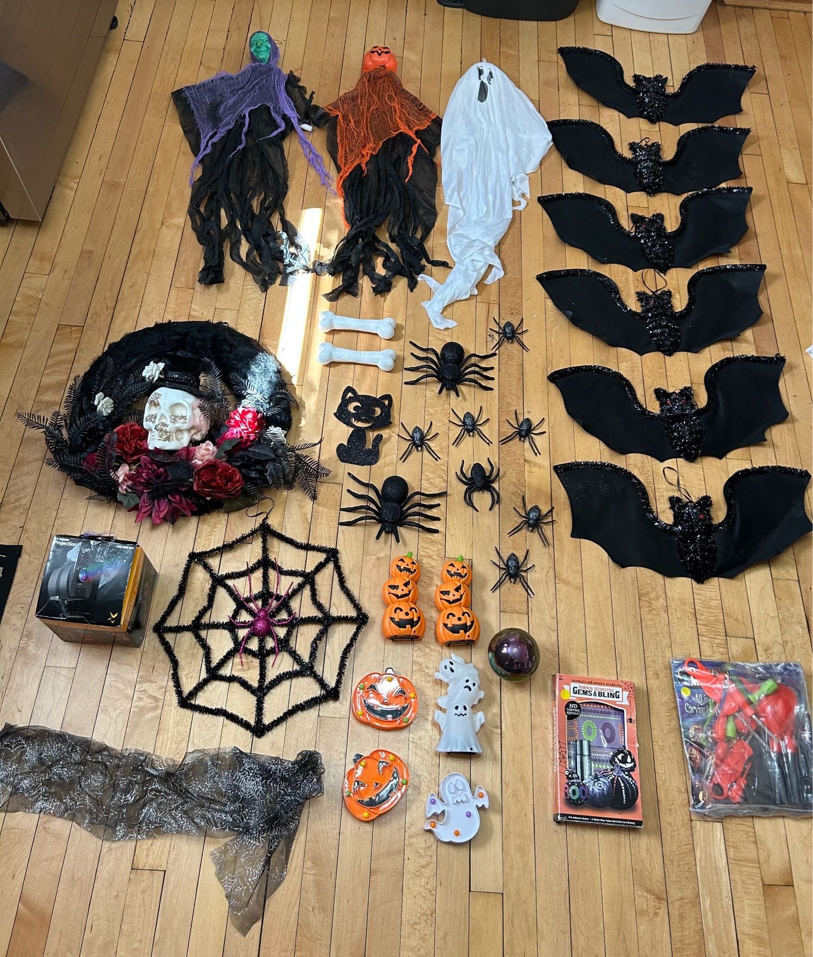 Home Halloween tons decorations bundle