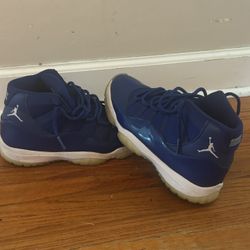 Jordan 11s Midnight Columbia
