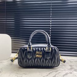Designer Black Women Bag 👉See Models