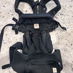 Ergobaby Omni 360 With Accessories