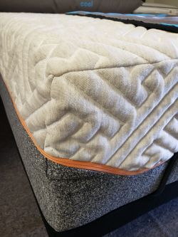 ❤️🔥 QUEEN SIZE MEMORY FOAM FIRM MATTRESS BLOWOUT SALE! 🔥❤️ Starting at just $390! Take Home Today for Only $39 down! 💥