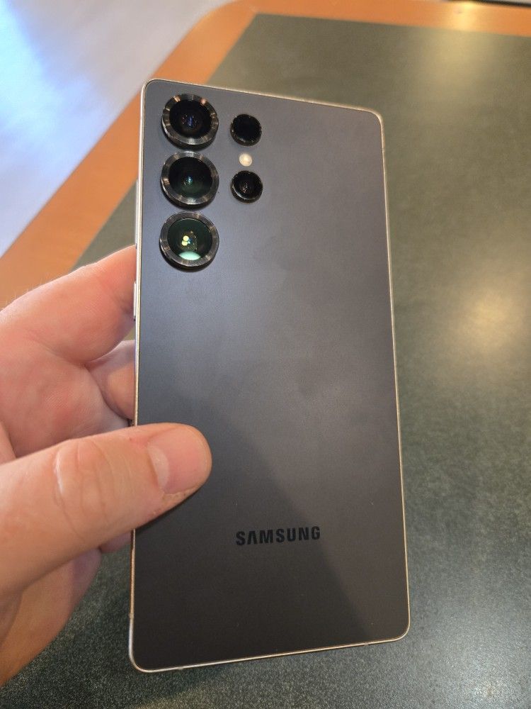 Flawless Tmobile/metro pcs Samsung Galaxy S25 Ultra 256gb