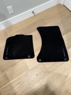 New OEM 2015-2023 Porsche Macan Front Carpet Floor Mats Black