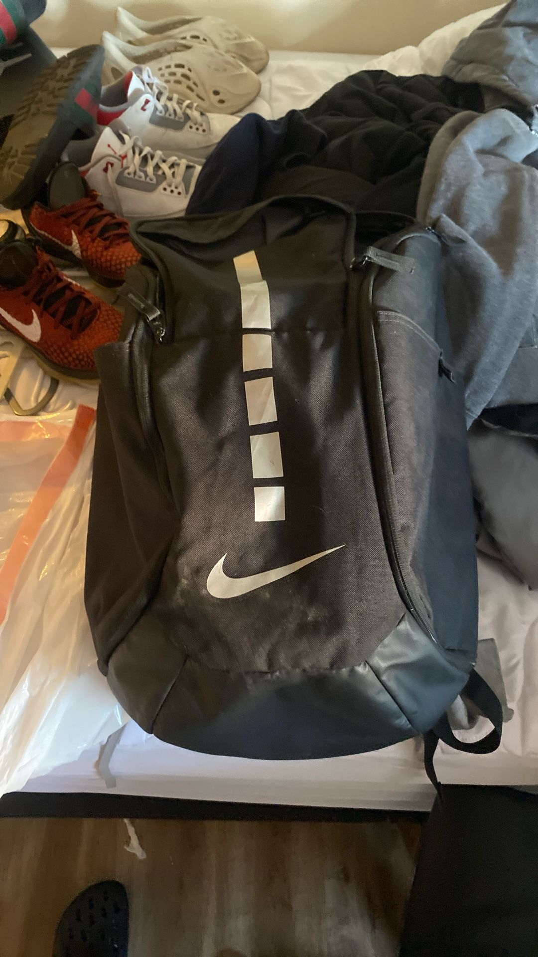 Nike Elite Bag