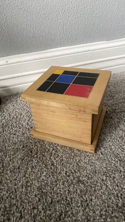 Trinomial cube