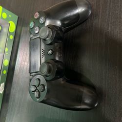 PS4 Controller 