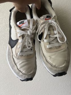 Size 8 - Nike Waffle Debut Sanddrift Black W