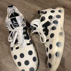 Mens Adidas Harden Vol 5 Futurenatural Basketball Shoes White Black Polka Dot  No box  Great condition  Size 12     Stylish white sneakers with bold b
