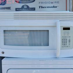 GE Microwave For Sale. Microondas GE Para  Venta.