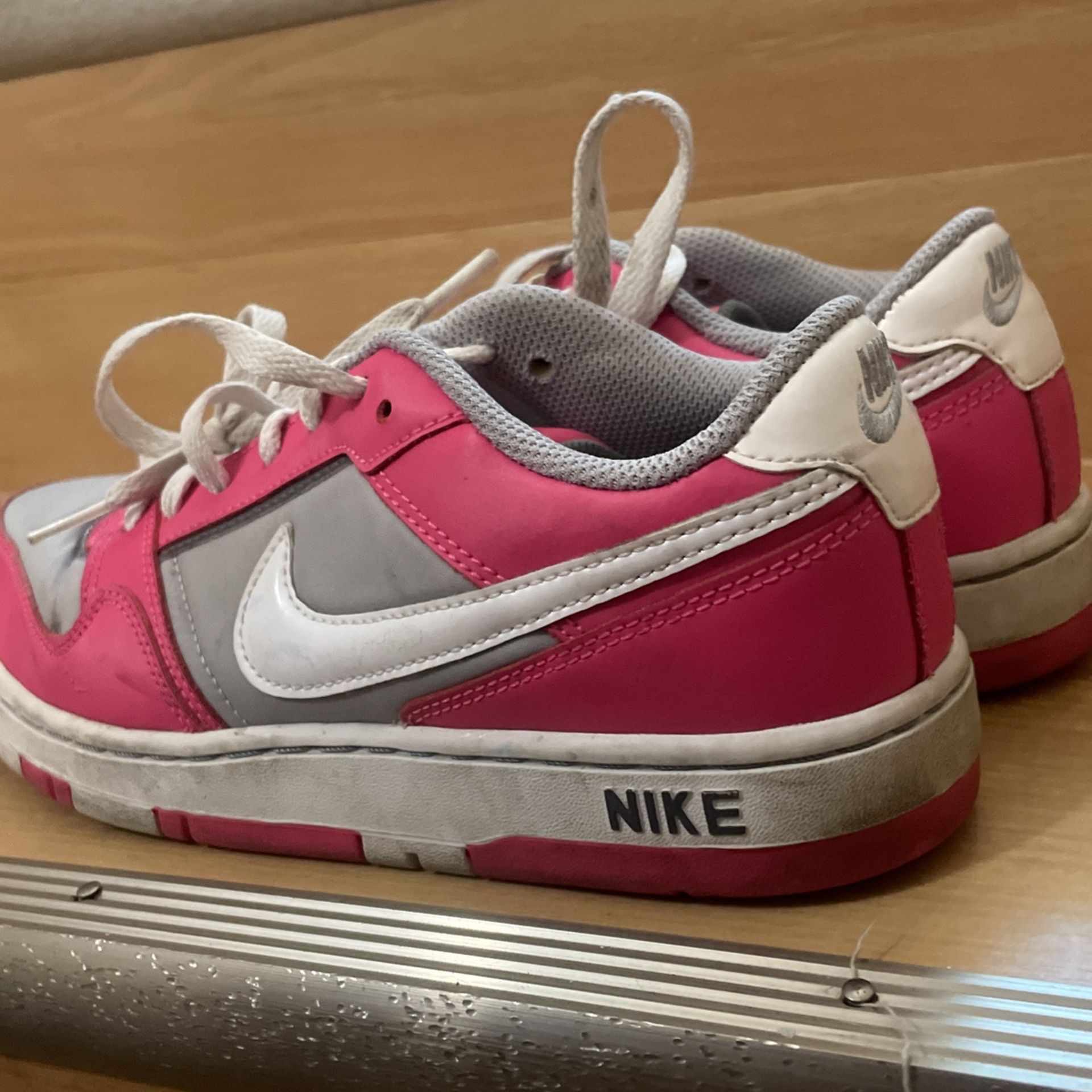 NIKE AF 1’s