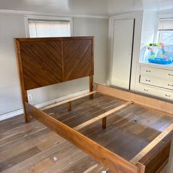 Ashley Signature Solid Wood Queen Bed Frame – Chevron Panel Headboard