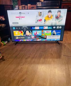 Tv insignia 32”