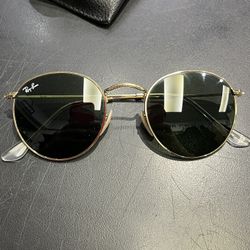 Ray-Ban Sunglasses (841658-1)