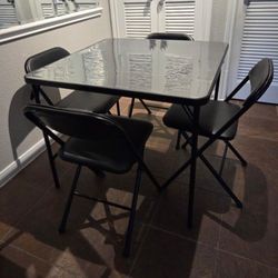 Folding Dining Set Table with PVC Table Protector