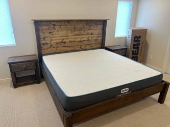 QUEEN Bear Mattress - Like New !