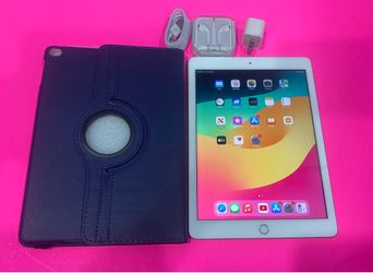 Apple iPad 5th Generation with 32GB storage, in good working condition. Fully functional and iCloud unlocked, ready for a new user.