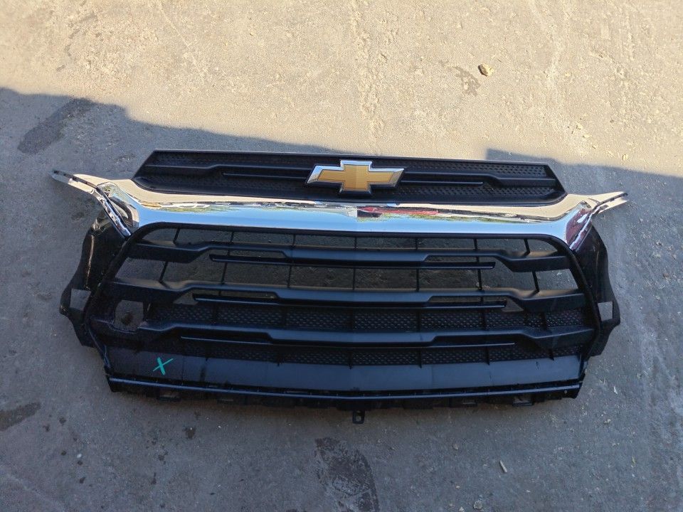 Trail Blazer 21-23 Grille