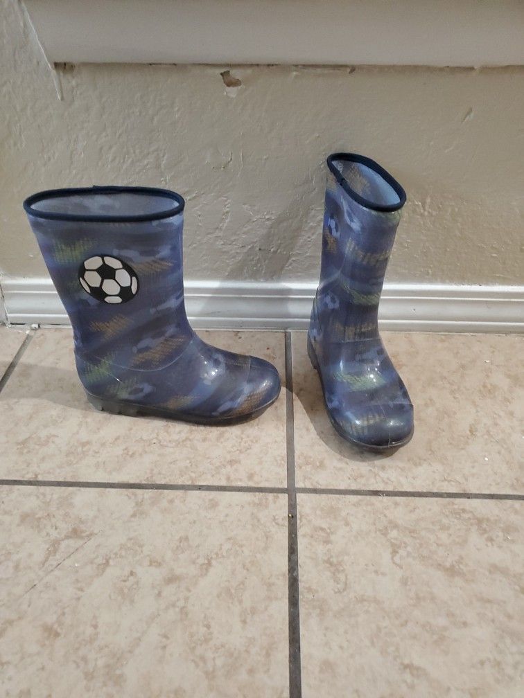Boys Rain Boots Size 13