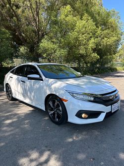 2018 Honda Civic Touring