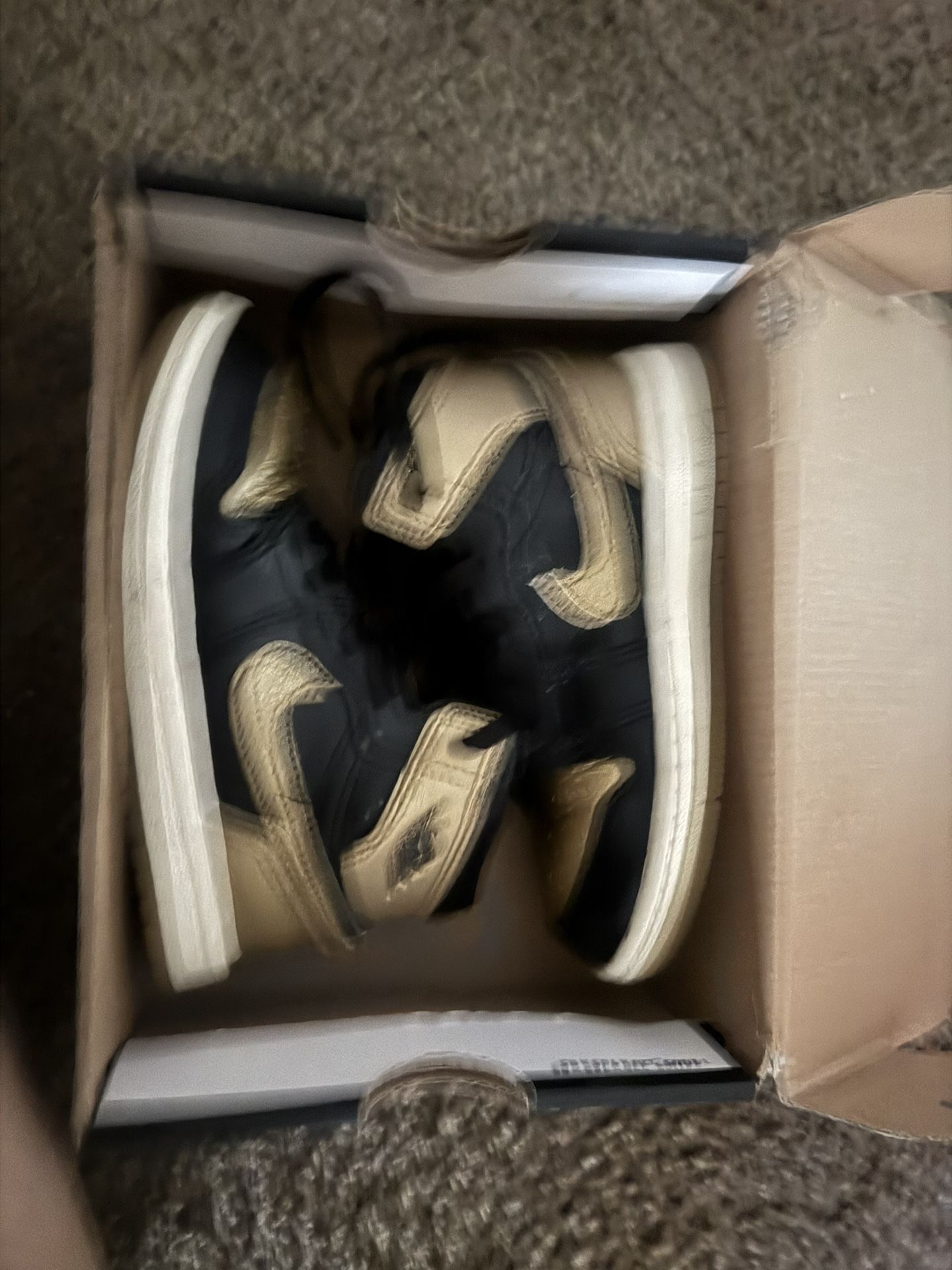 Kids Jordan 1 Retro 