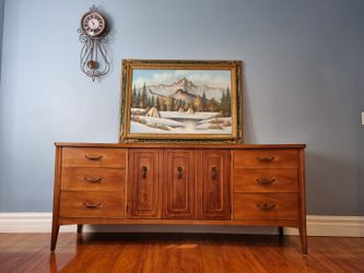 Broyhill Dresser