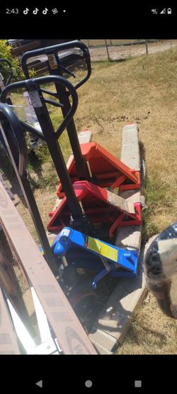 Palletjacks $199-299 We lease n sale$$$$$