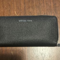 Michael Kors Women’s Wallet