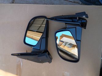 1998---2005 Ford Ranger pair of door mirrors L+R