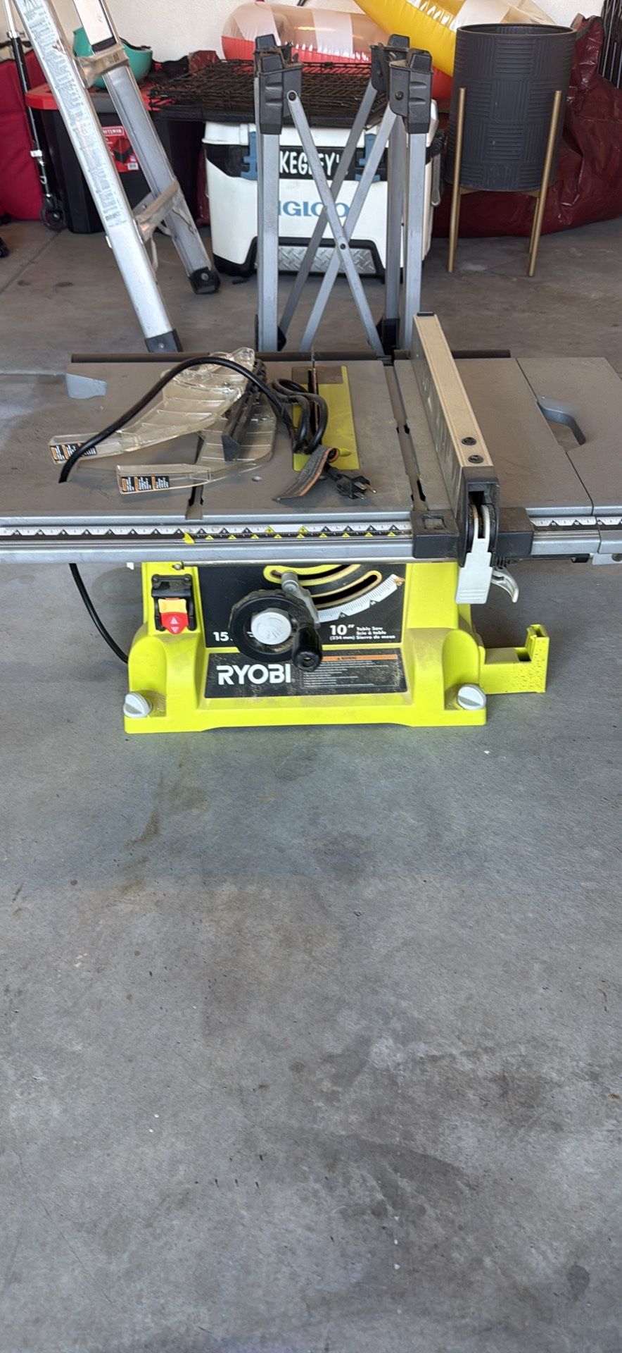 Ryobi 10in 15a Table Saw