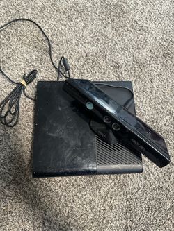 Microsoft Xbox 360 E 4GB Home Console WITH Kinect camera- Black (L9V-00001)