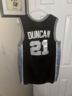 Tim Duncan Spurs jersey size xl