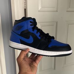 Air Jordan 1 Mid Royale Blue(BRAND NEW)