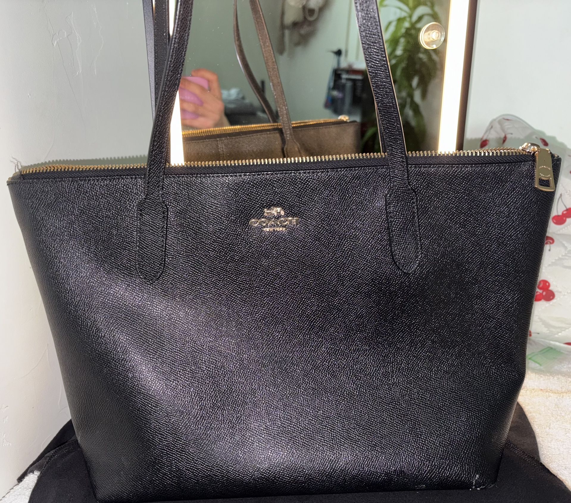 Black Coach Purse 