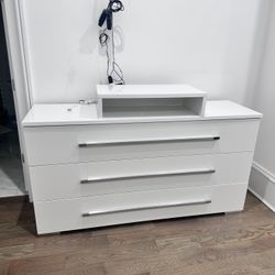 White And Silver Dresser 